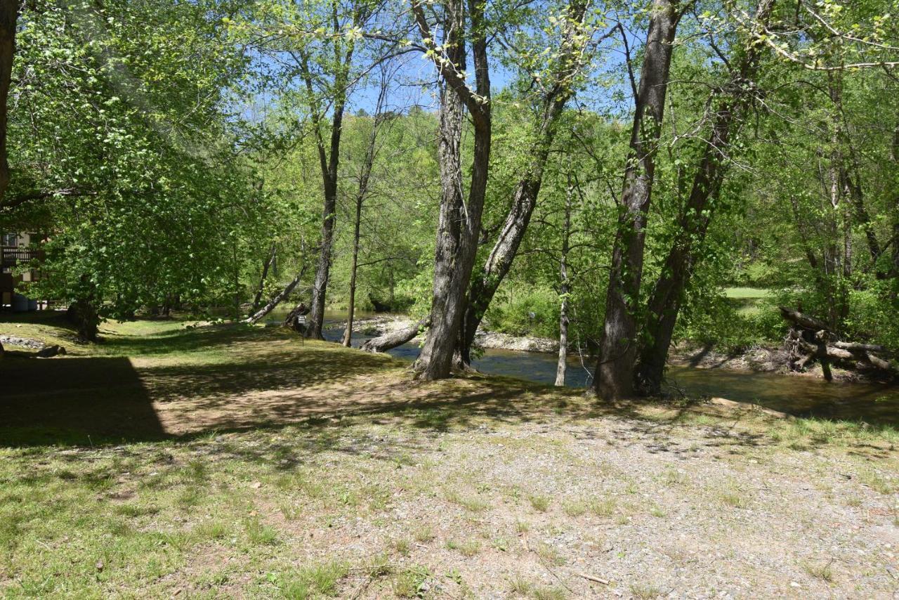 הלן Riverside Trout Cottage מראה חיצוני תמונה